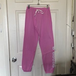 pink joggers/sweatpants
